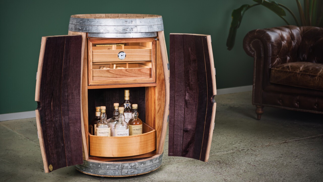 225 L Weinfass Bar & Humidor Kombi