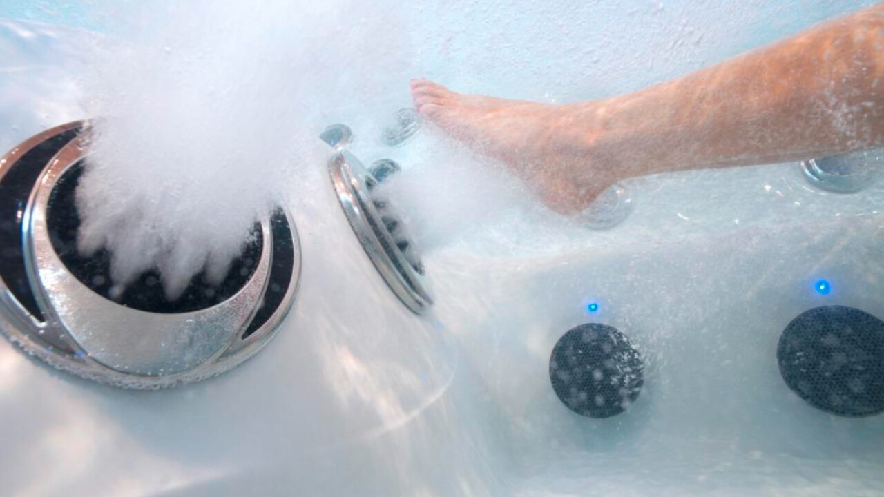 Ice Tubs, Swim-Spas, Whirlpools und Schwimmbäder