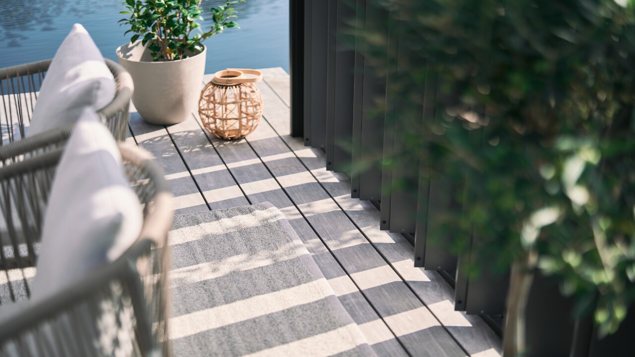 Seitenlamellen in der Wohlfühloase in Ihrem Garten