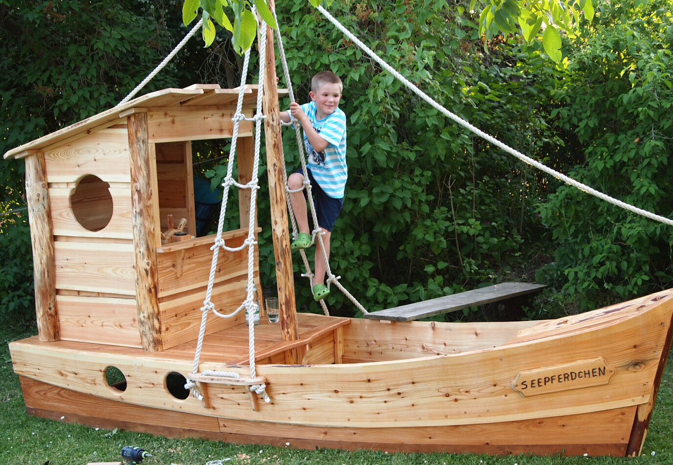 Spielschiff Seepferdchen von Almhütte